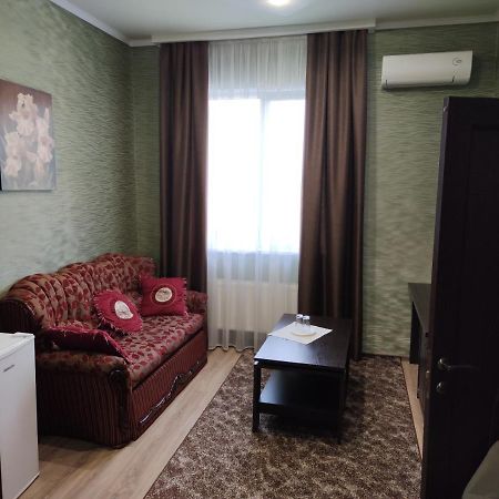 Mishel Plus Kharkiv Exterior photo