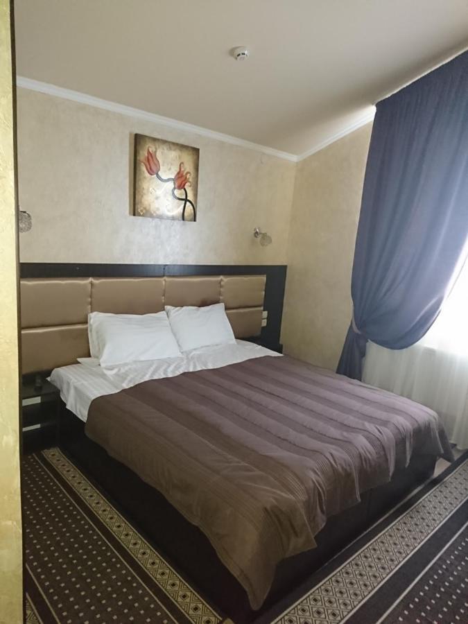 Mishel Plus Kharkiv Exterior photo