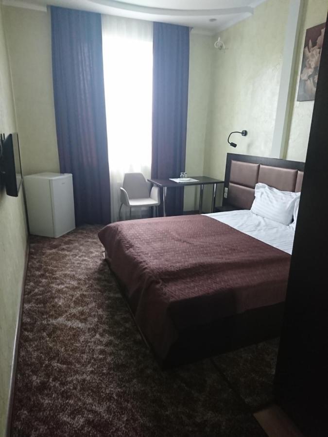 Mishel Plus Kharkiv Exterior photo