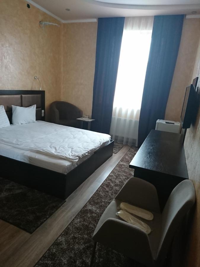 Mishel Plus Kharkiv Exterior photo