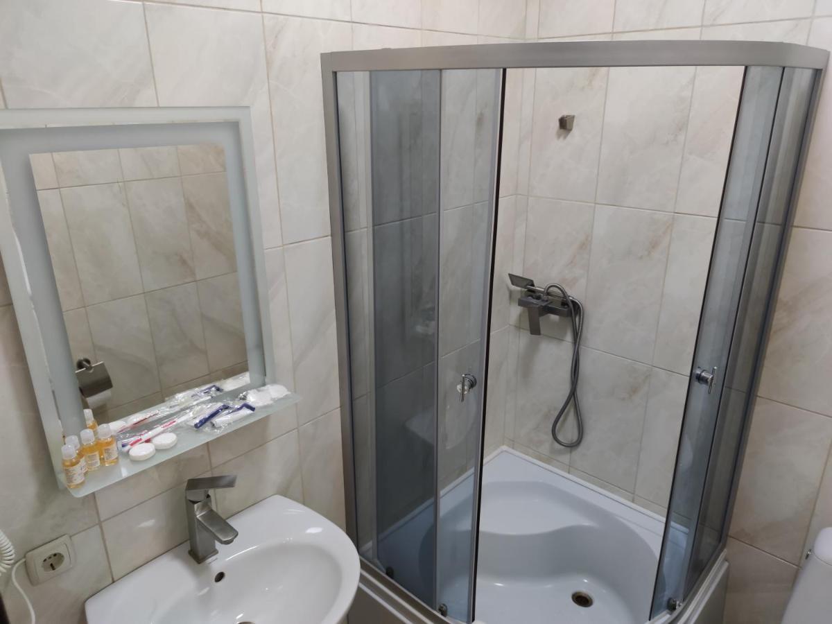 Mishel Plus Kharkiv Exterior photo